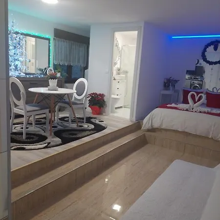 Apartment Elisei Junior *